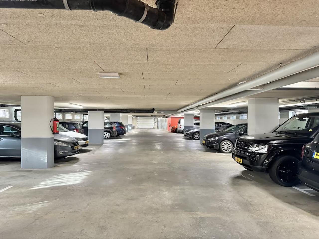 96 m² met 2 slaapkamers en zonnig balkon - Afbeelding 15