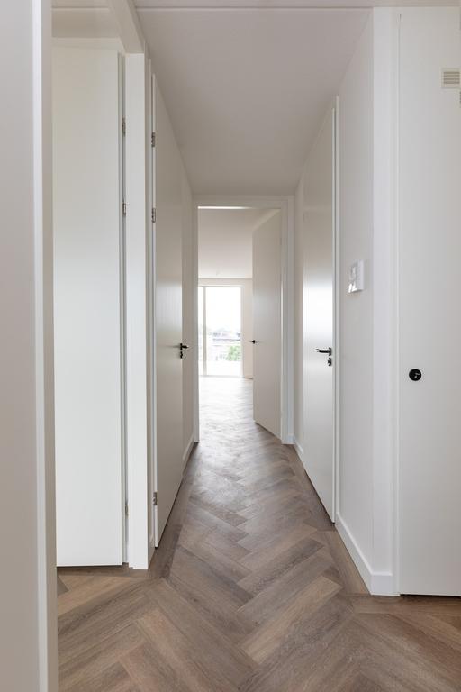 Bovenin het centrum: 3-kamerappartement - Afbeelding 9