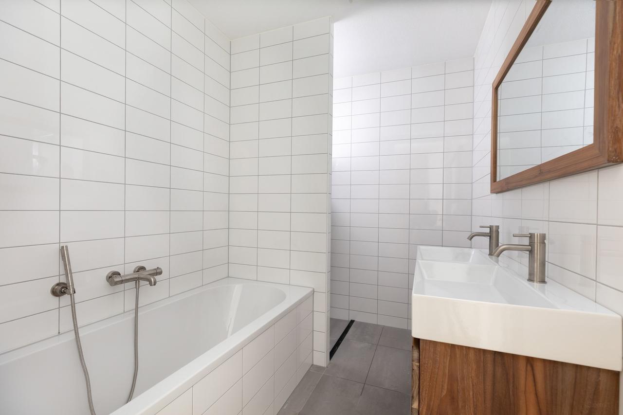 Bovenin het centrum: 3-kamerappartement - Afbeelding 10