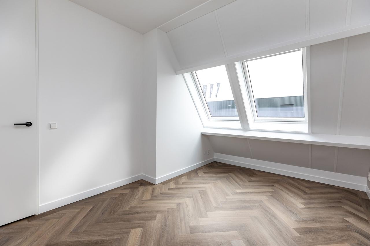 Bovenin het centrum: 3-kamerappartement - Afbeelding 15