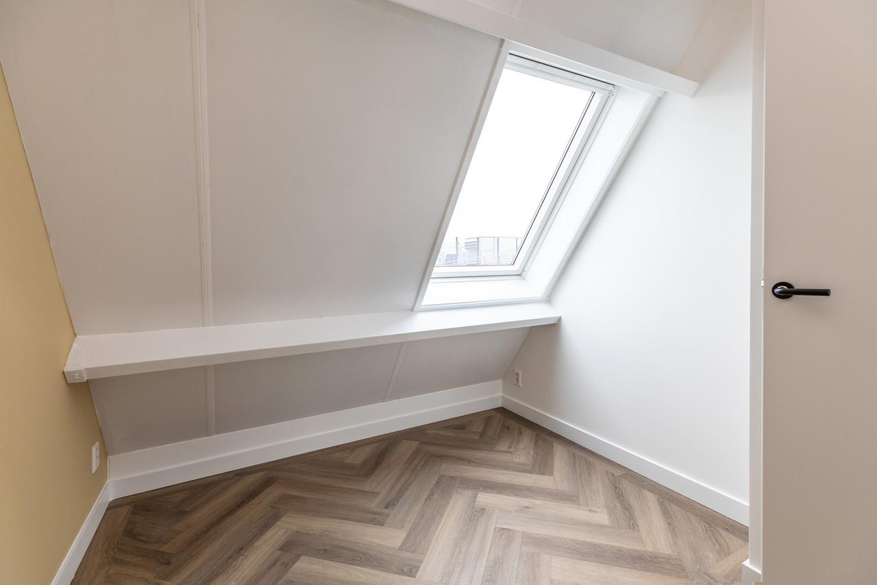 Bovenin het centrum: 3-kamerappartement - Afbeelding 18