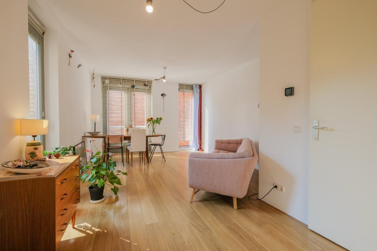 2-kamerappartement met parkeerplek in Haarlem - Afbeelding 2