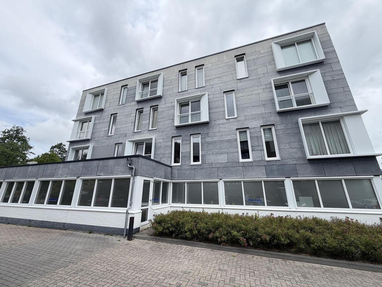 Modern 2-kamerappartement met lift - Afbeelding 2