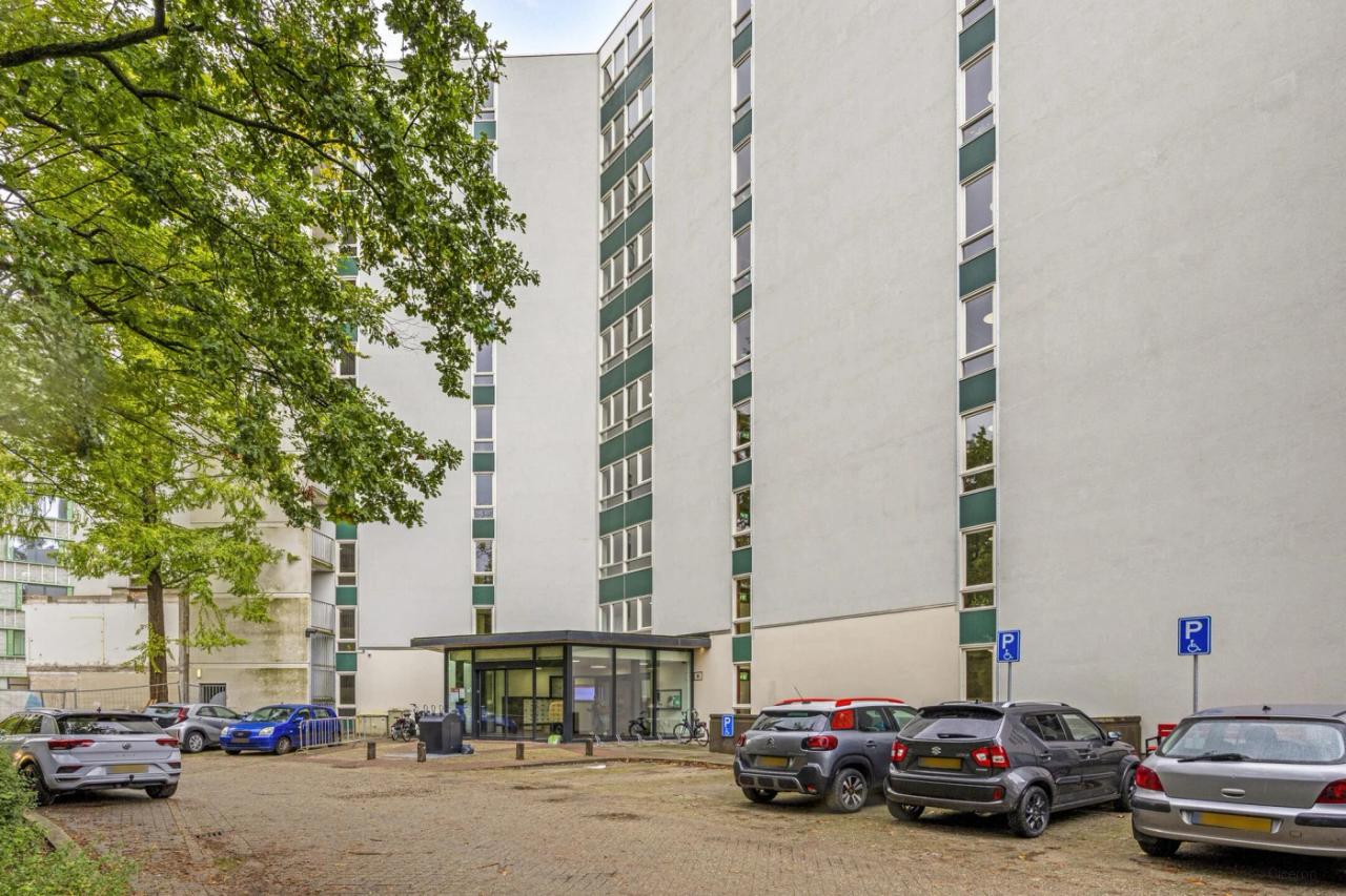 1-bedroom apartment 55+ with balcony in Heerlen - Image 3
