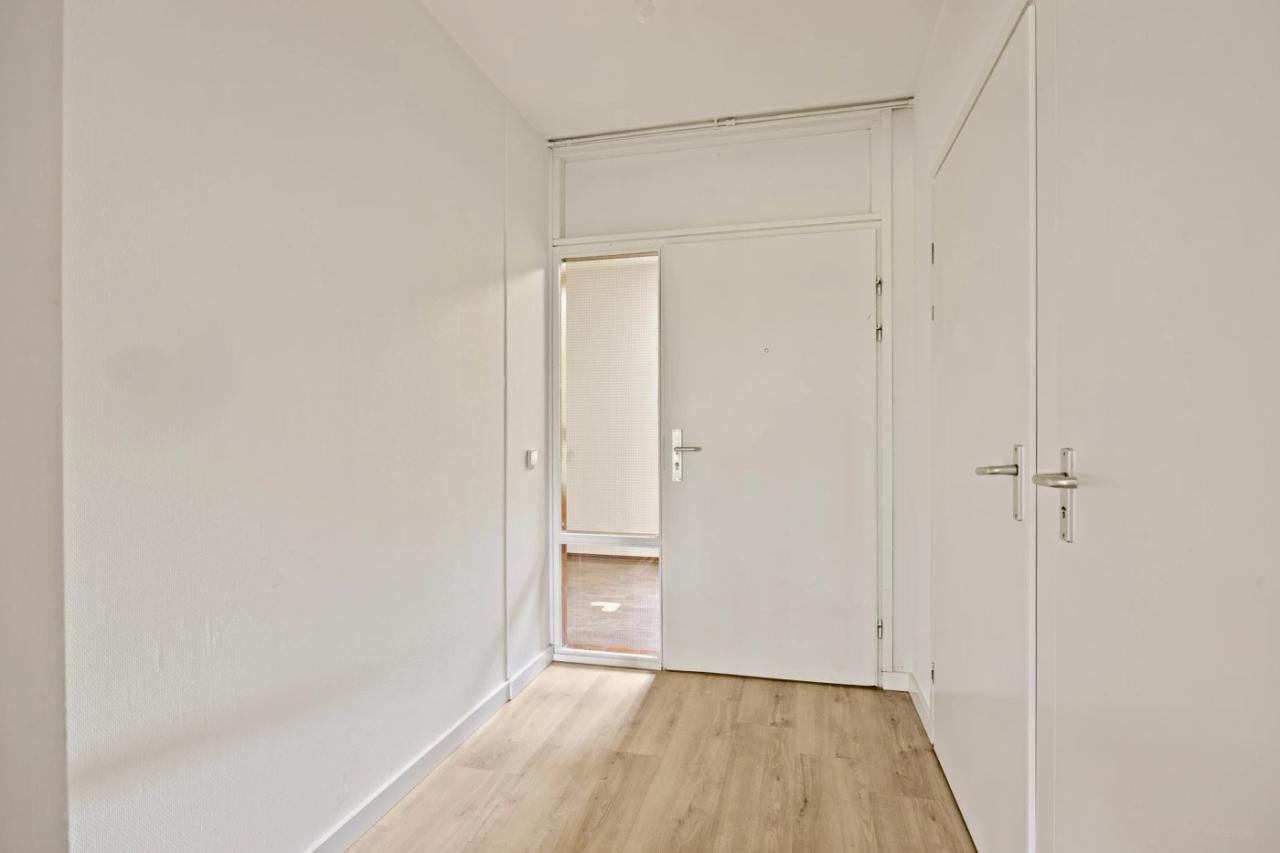 1-bedroom apartment 55+ with balcony in Heerlen - Image 7