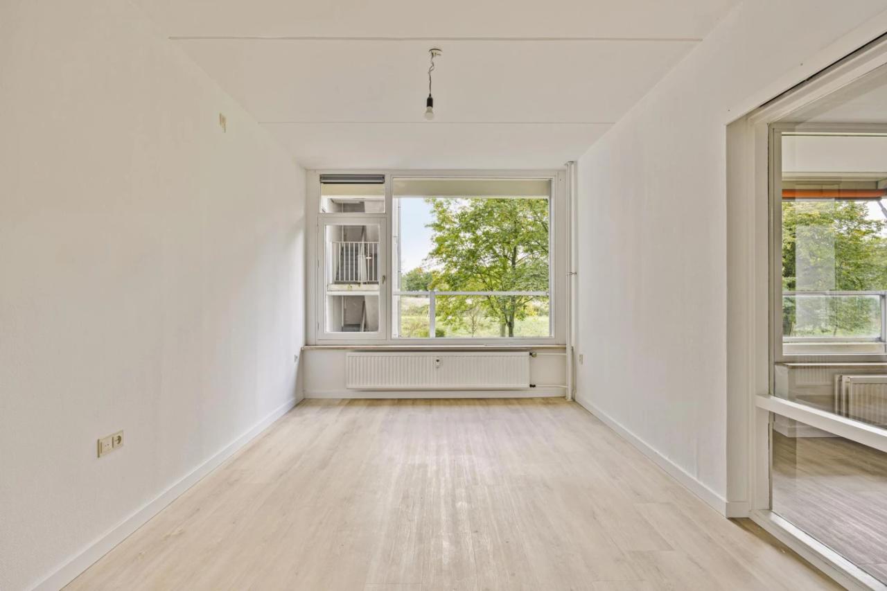 1-bedroom apartment 55+ with balcony in Heerlen - Image 17