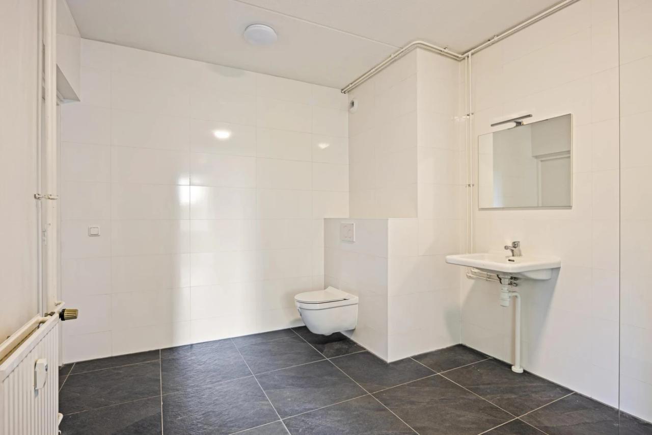 1-bedroom apartment 55+ with balcony in Heerlen - Image 19