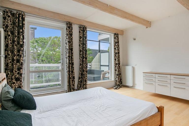 125 m² met zonnig balkon in De Pijp - Afbeelding 20