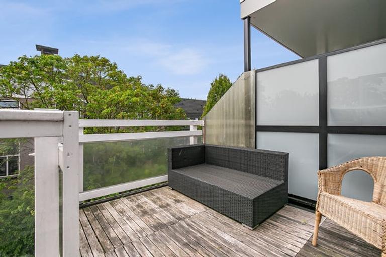 125 m² met zonnig balkon in De Pijp - Afbeelding 30
