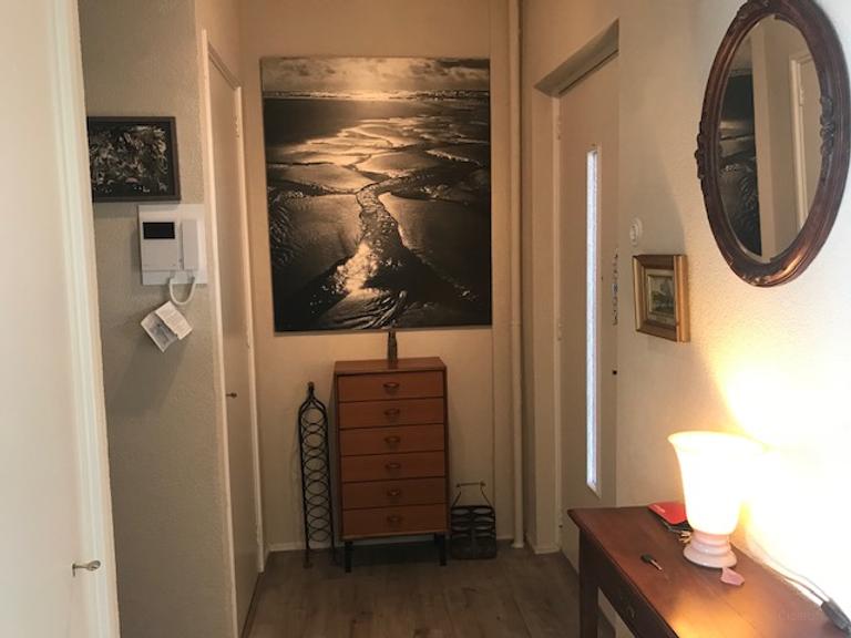 Gemeubileerd 2-kamerappartement op de 5e - Afbeelding 6