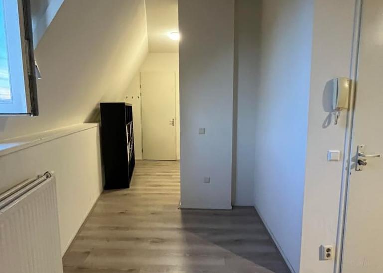 Student Room with Internet in Breda - Image 9