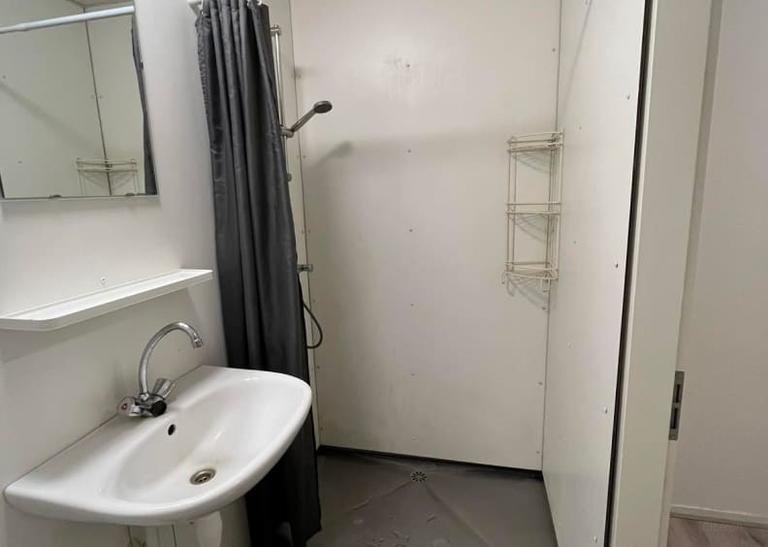 Student Room with Internet in Breda - Image 11