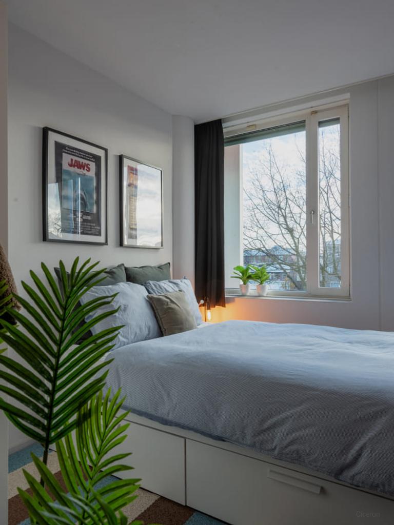 Studentenkamer met balkon in Tuinzigt - Afbeelding 2