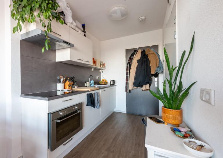 Studentenkamer met balkon in Tuinzigt - Afbeelding 14
