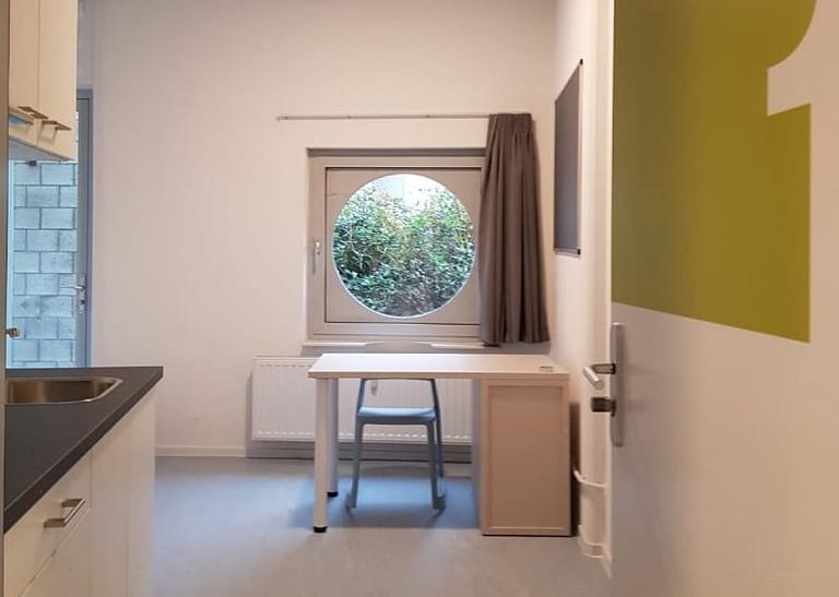 Furnished Student Room in Delft City Centre - Image 3