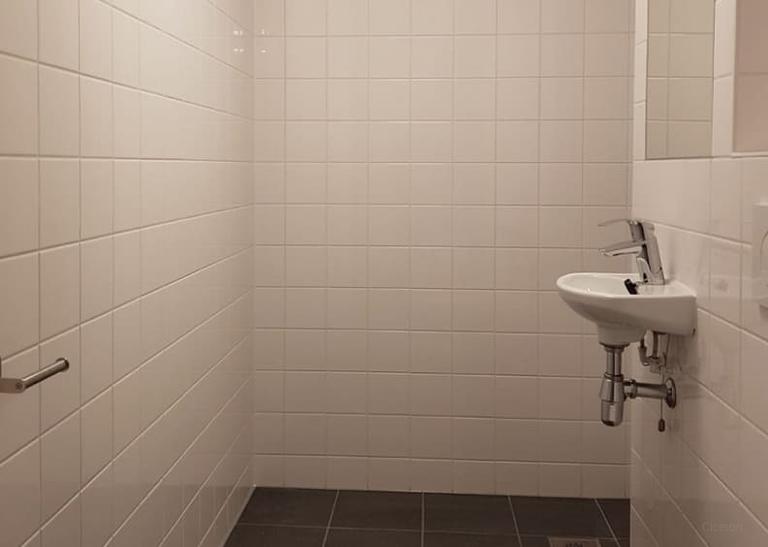 Furnished Student Room in Delft City Centre - Image 14