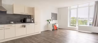 Studentenkamer met eigen keuken in Bijlmer