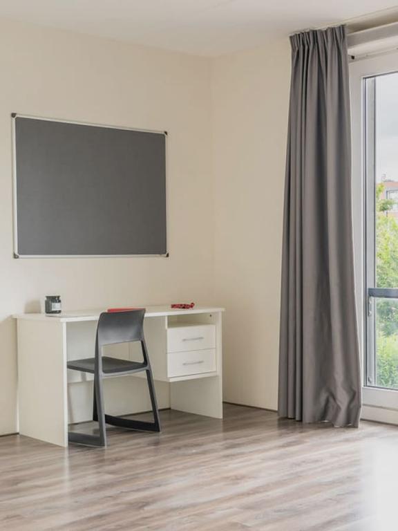 Gemeubileerde studentenkamer met keuken - Afbeelding 11