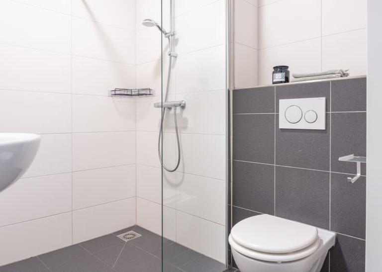 Furnished Student Room Available Immediately - Image 6