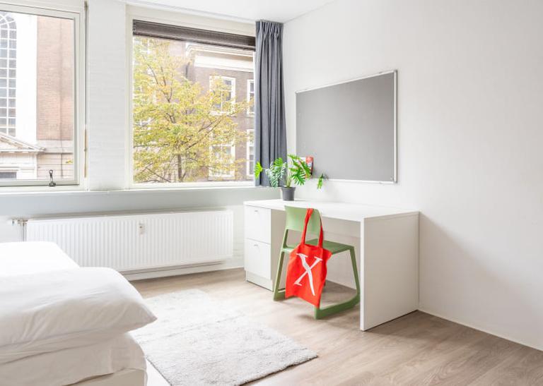 Furnished Student Room Available Immediately - Image 4