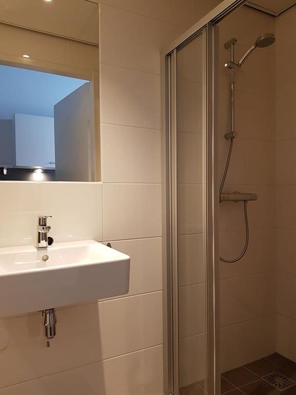 Student Room with Internet in Peperstraat - Image 10