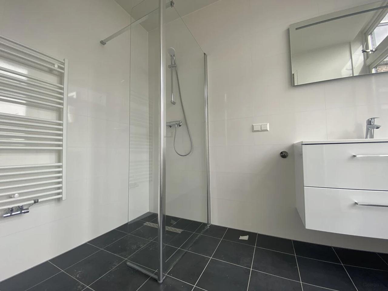 2-kamerappartement op de 3e in Hillesluis - Afbeelding 7