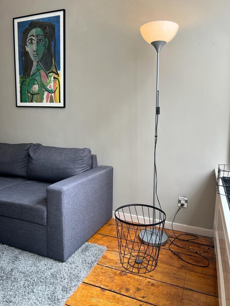 Gemeubileerd 3-kamerappartement met balkon - Afbeelding 2