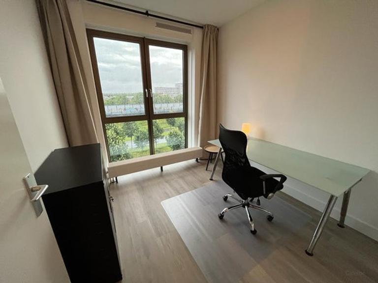 Bovenste hoekappartement met balkon en parking - Afbeelding 13