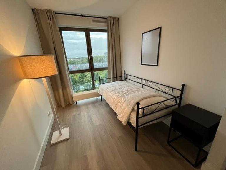 Bovenste hoekappartement met balkon en parking - Afbeelding 14