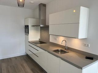 Bovenste hoekappartement met balkon en parking - Afbeelding 15