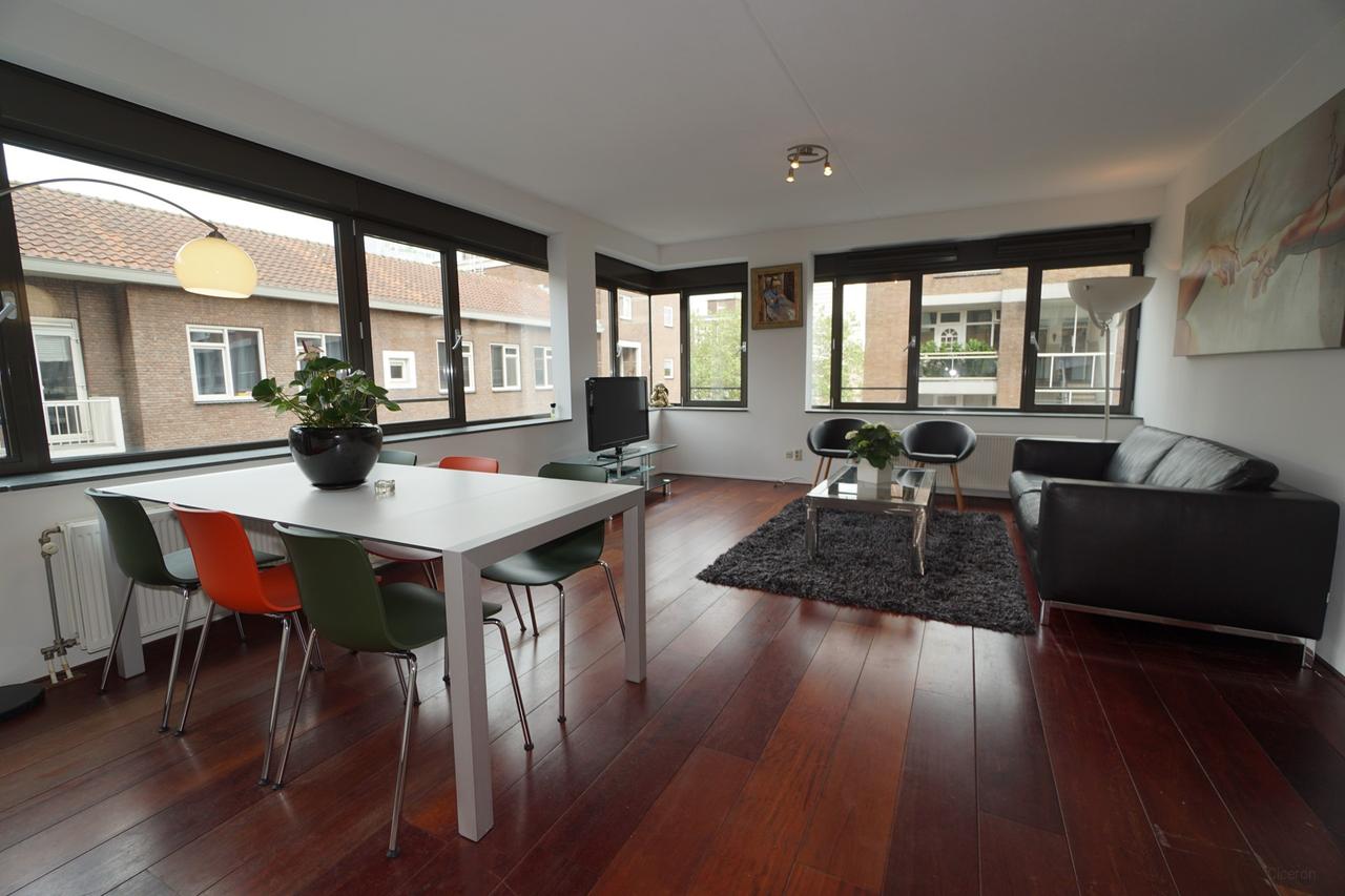Gemeubileerd 3-kamerappartement aan de Meent - Afbeelding 1