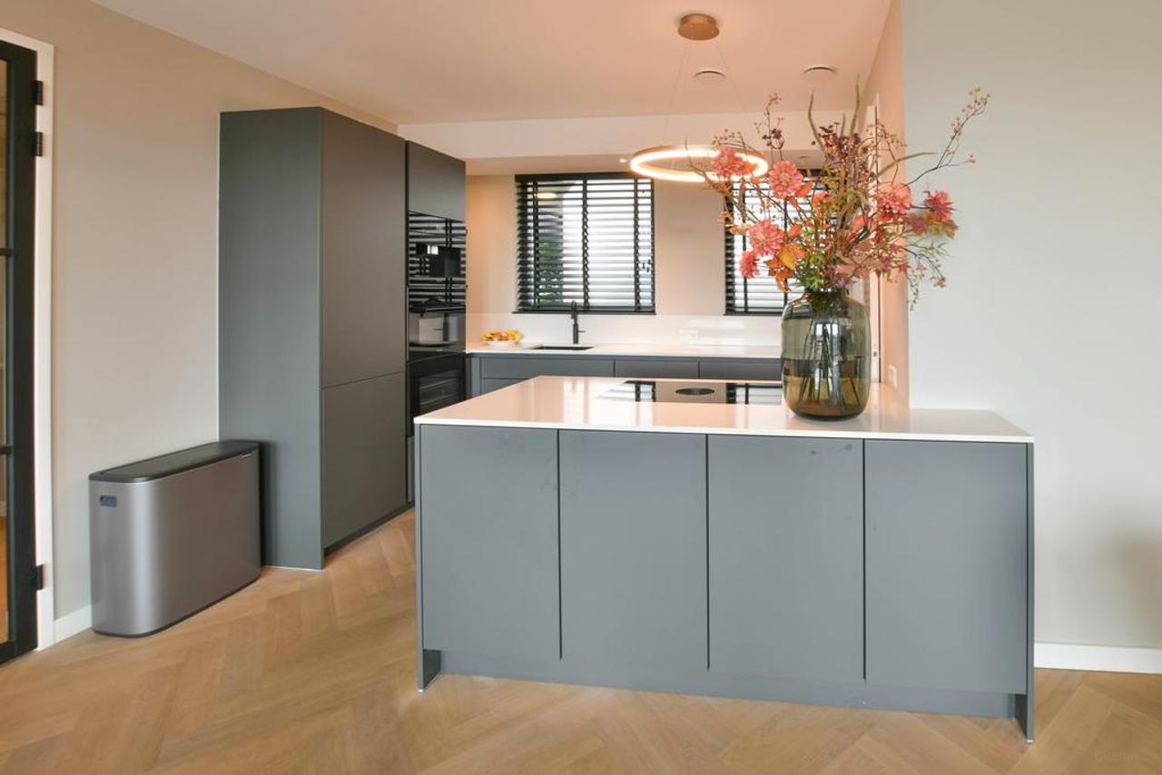 Penthouse met groot balkon op Oostenburg - Afbeelding 8