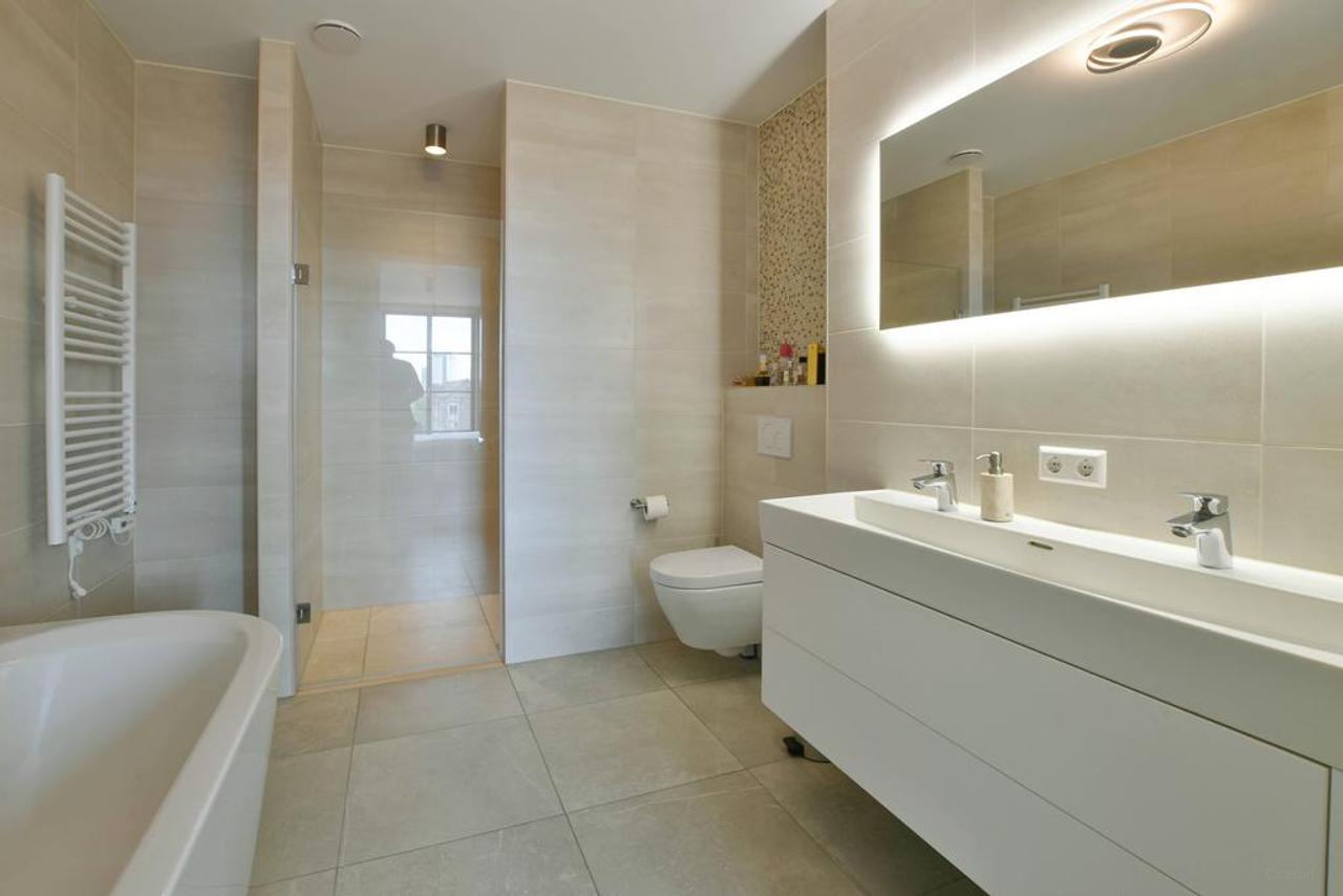 Penthouse met groot balkon op Oostenburg - Afbeelding 21