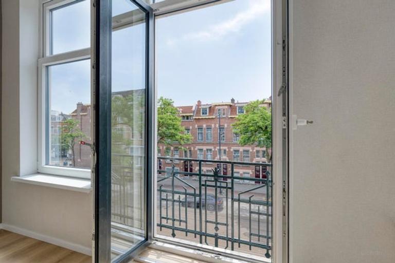 Student Studio with French Balcony in Rotterdam - Image 6