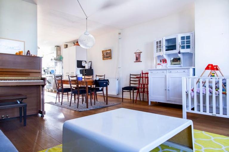 Zonnig 1-slaapkamerappartement met balkon - Afbeelding 2
