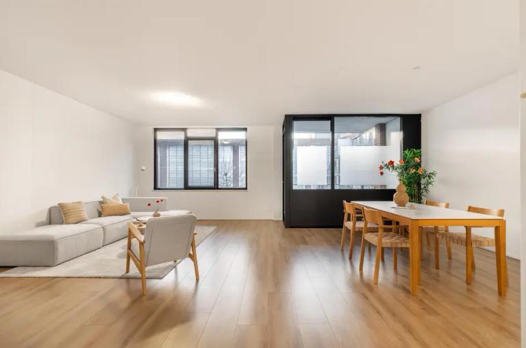 Licht 3-kamerappartement met balkon - Afbeelding 4