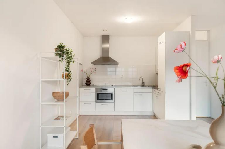 Licht 3-kamerappartement met balkon - Afbeelding 11