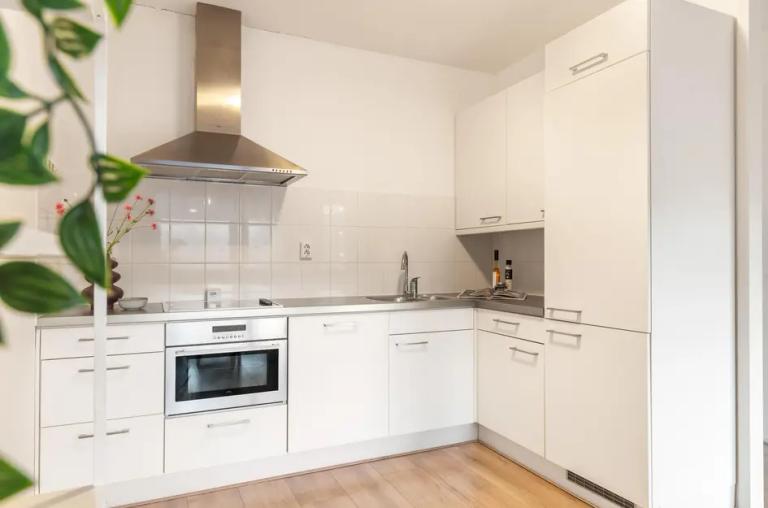 Licht 3-kamerappartement met balkon - Afbeelding 12