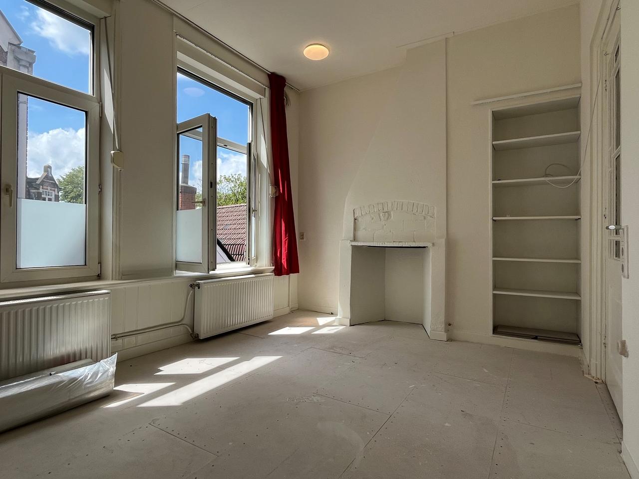 Ready-to-move-in 1-bedroom apartment in Oosterpoort - Image 6
