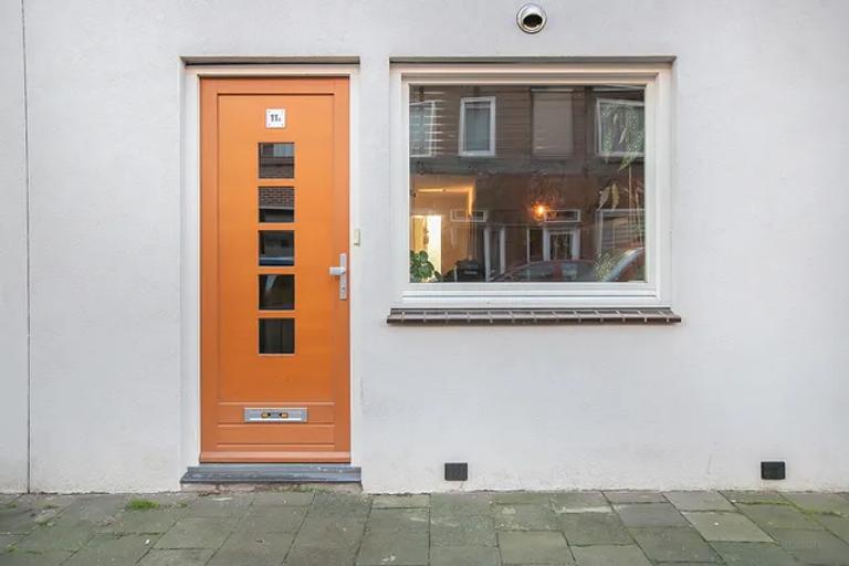 2-kamer appartement met terras in Zuilen - Afbeelding 2