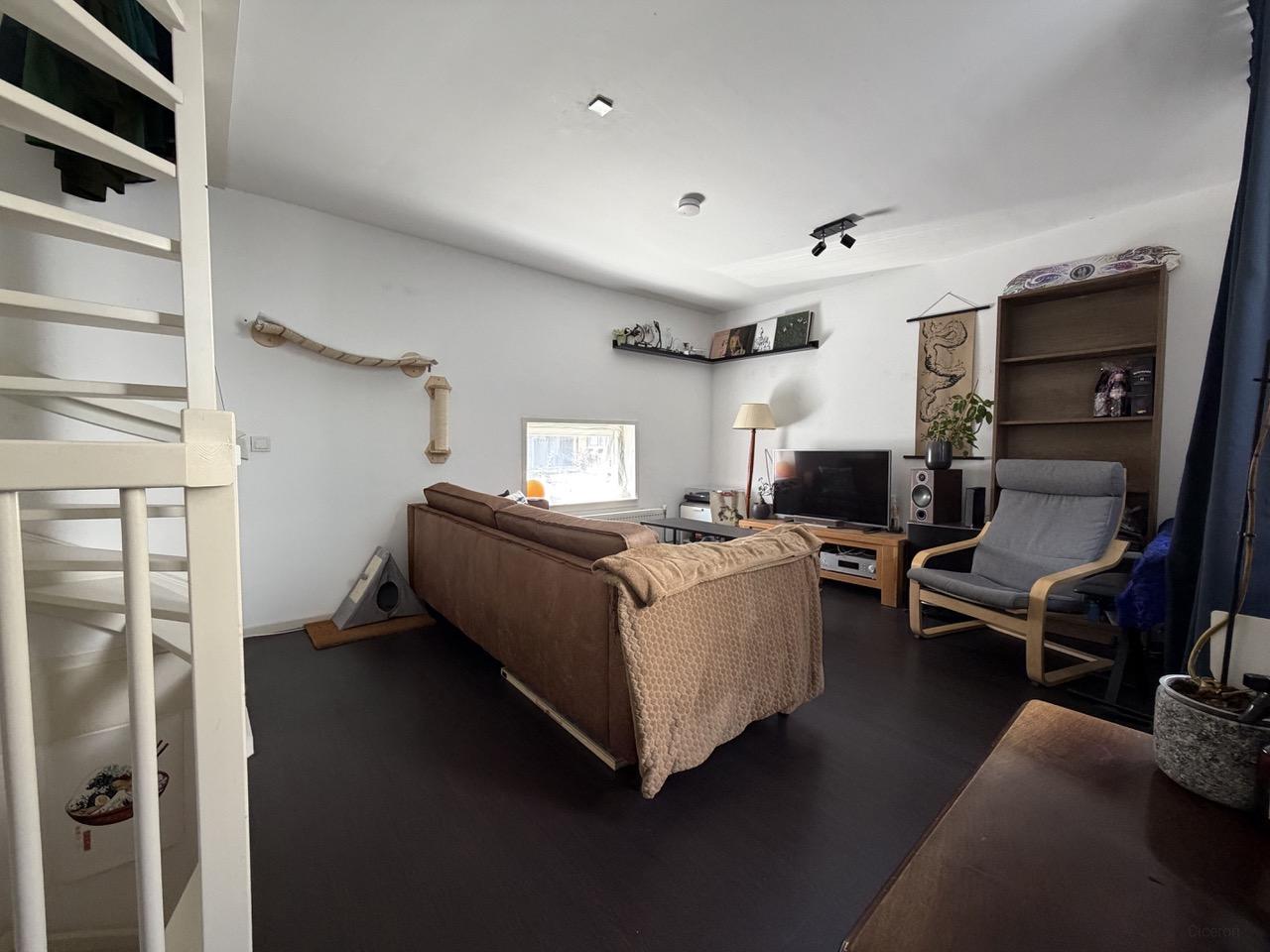 3-kamerappartement met terras in hartje Kampen - Afbeelding 2