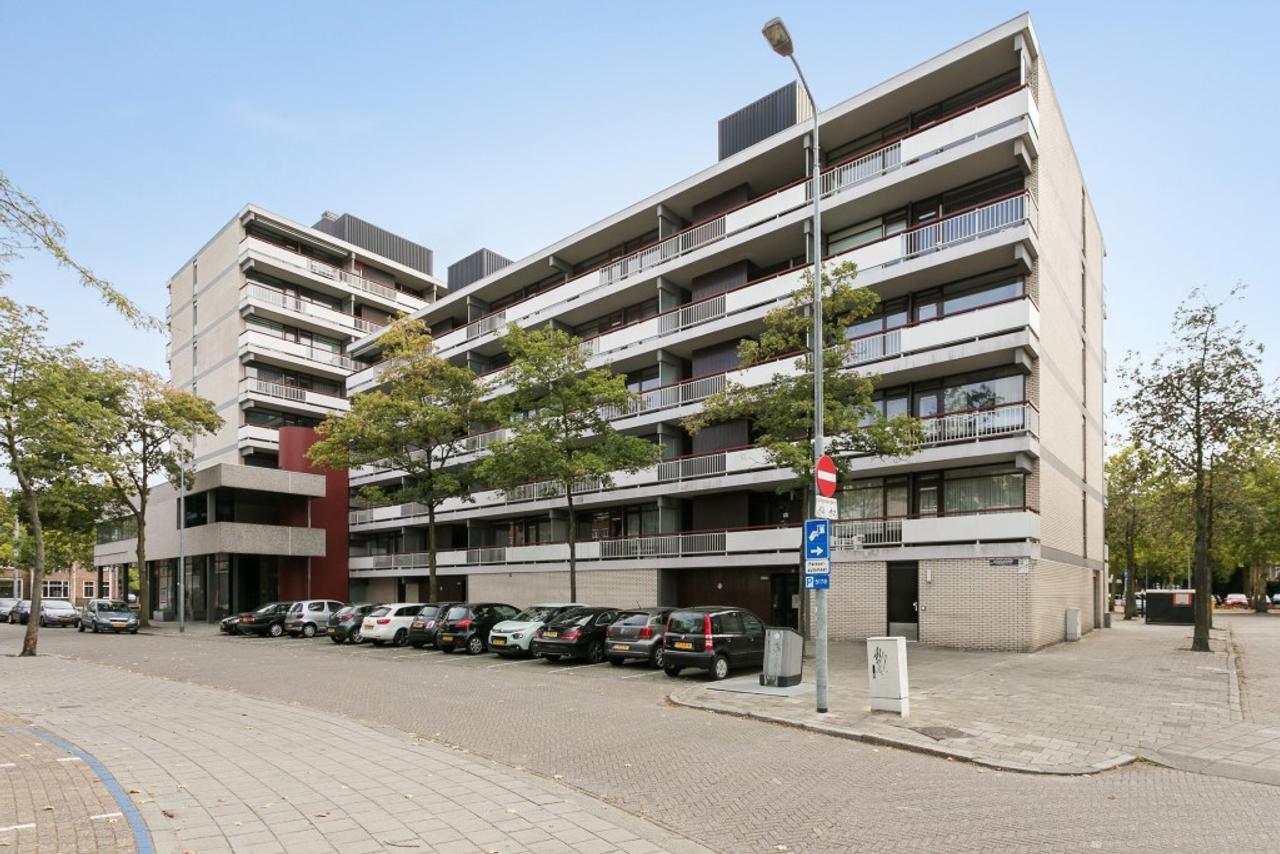96 m² gemeubileerd met 2 balkons in Elzent - Afbeelding 1
