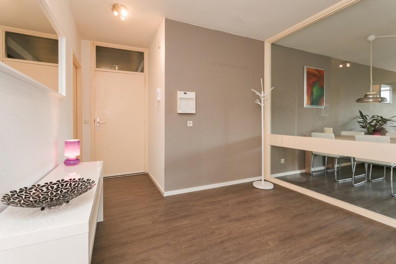 96 m² gemeubileerd met 2 balkons in Elzent - Afbeelding 4