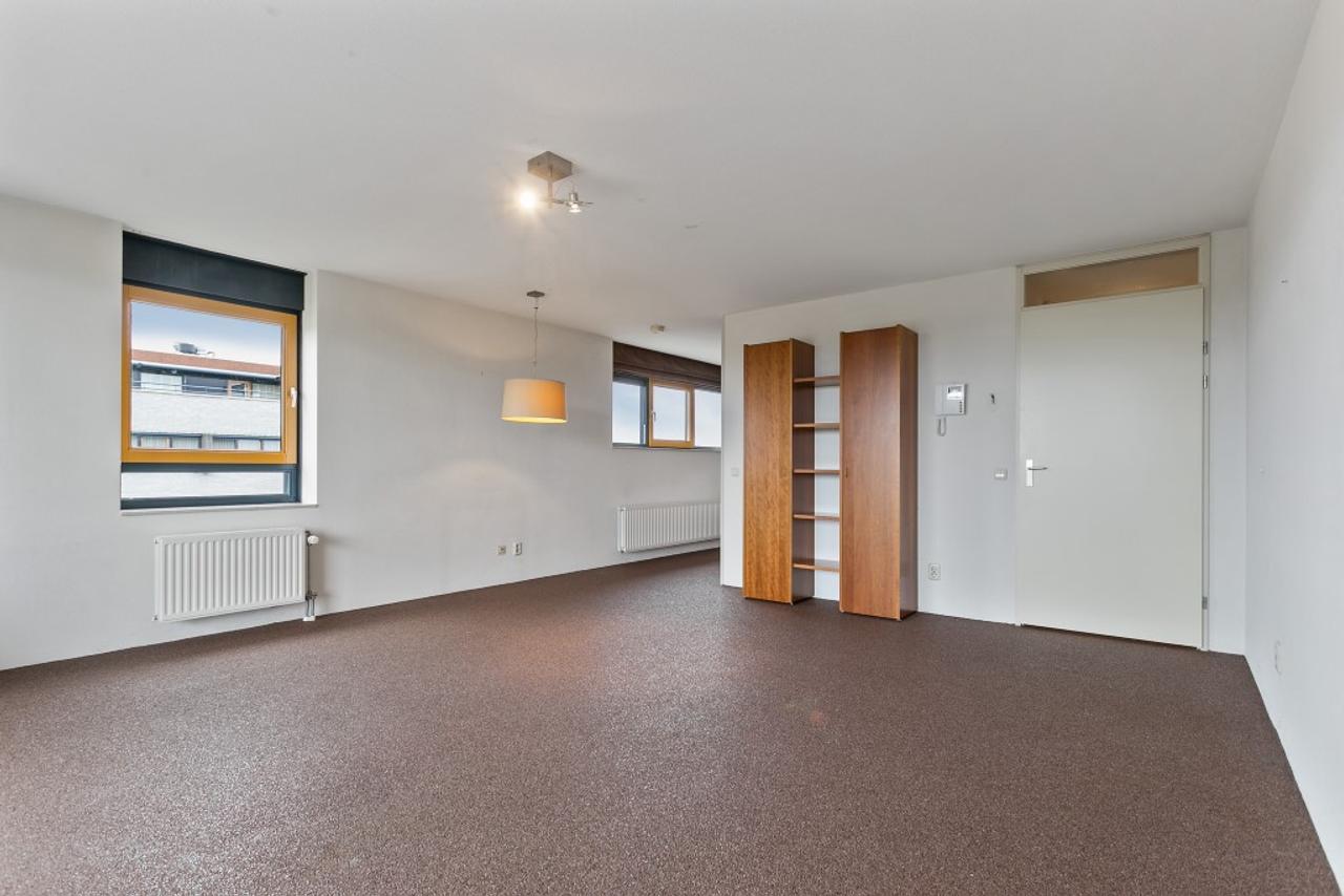 2-slaapkamerappartement met zonnig balkon - Afbeelding 4