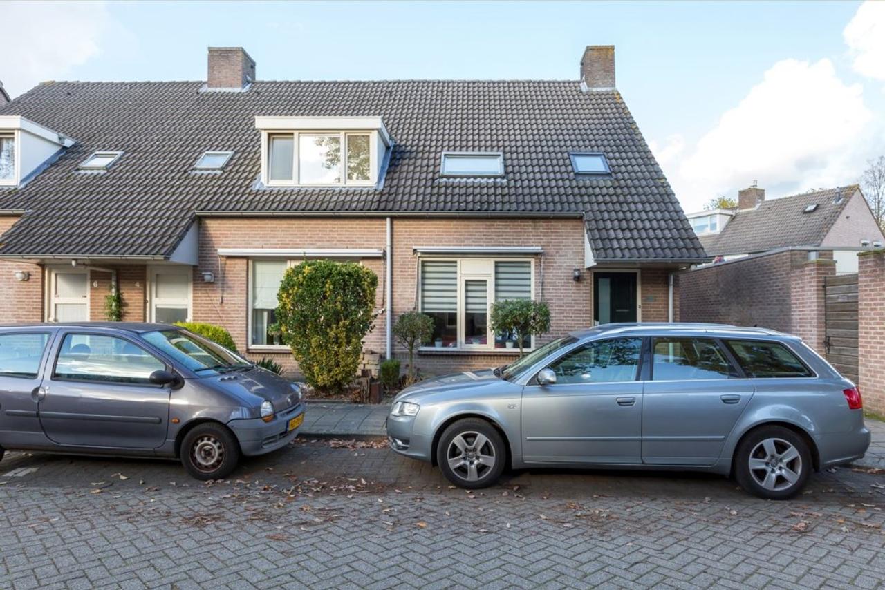 Uitgebouwde hoekwoning met tuin in Acht - Afbeelding 2