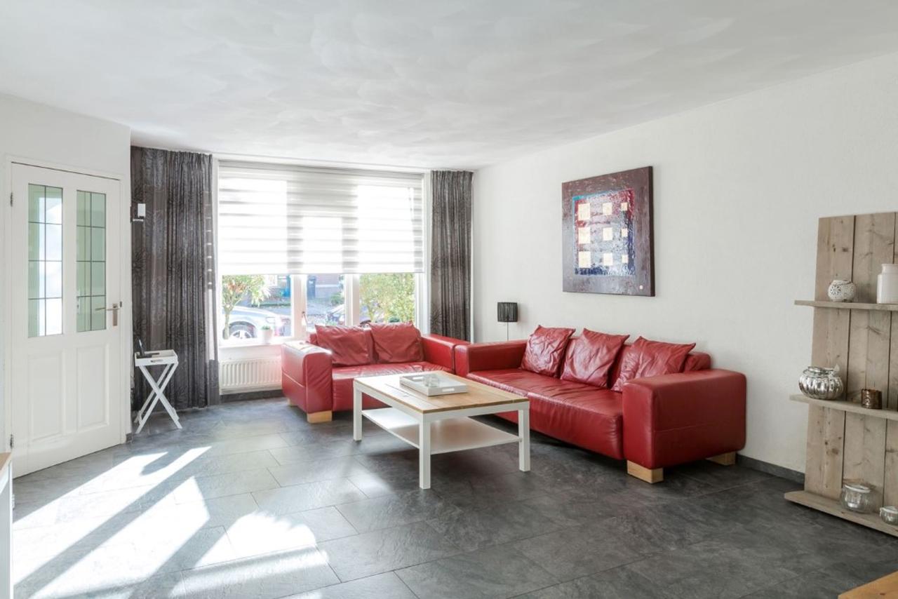 Uitgebouwde hoekwoning met tuin in Acht - Afbeelding 4