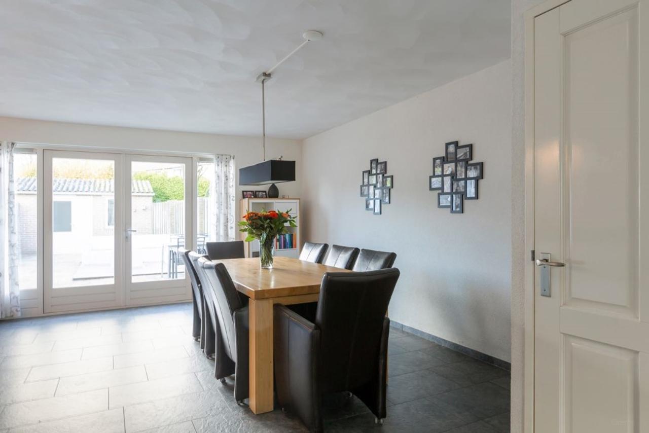 Uitgebouwde hoekwoning met tuin in Acht - Afbeelding 7