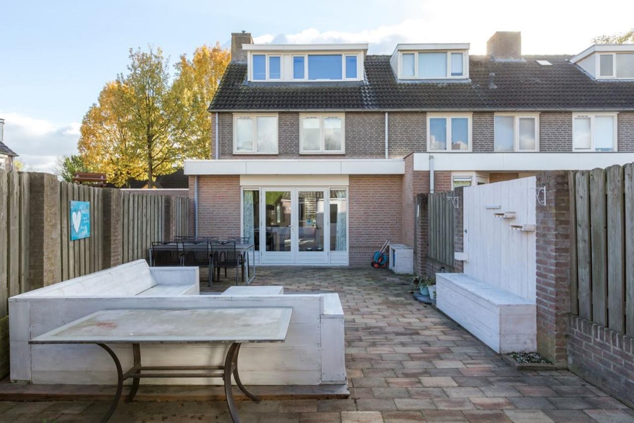 Uitgebouwde hoekwoning met tuin in Acht - Afbeelding 21