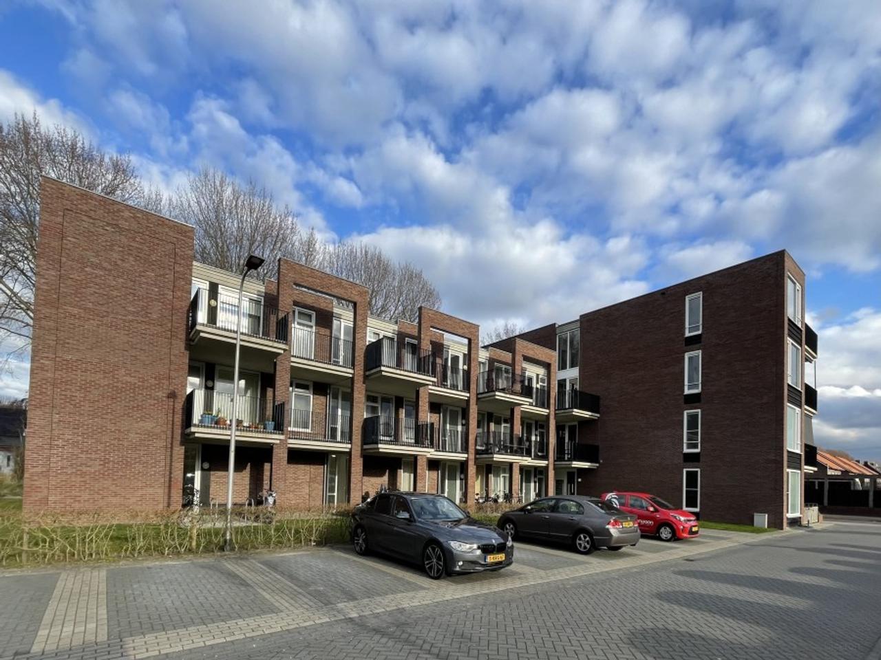 Driekamerappartement met balkon in Meppel - Afbeelding 1