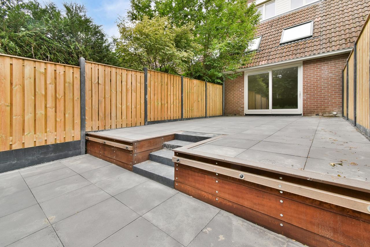 4 slaapkamers en tuin in Middenhoven - Afbeelding 9